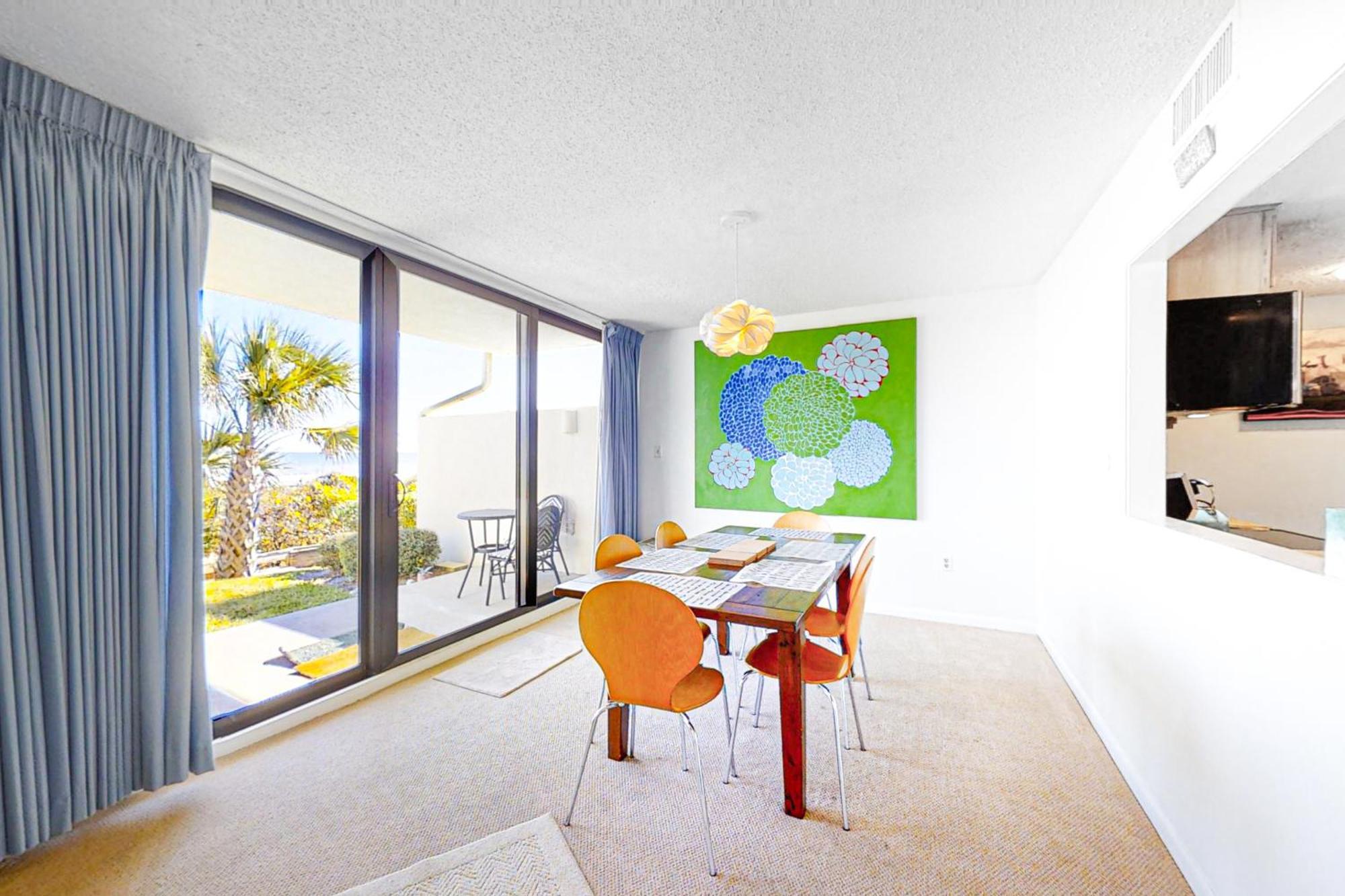 Captains Court 1004 Fernandina Beach Room photo