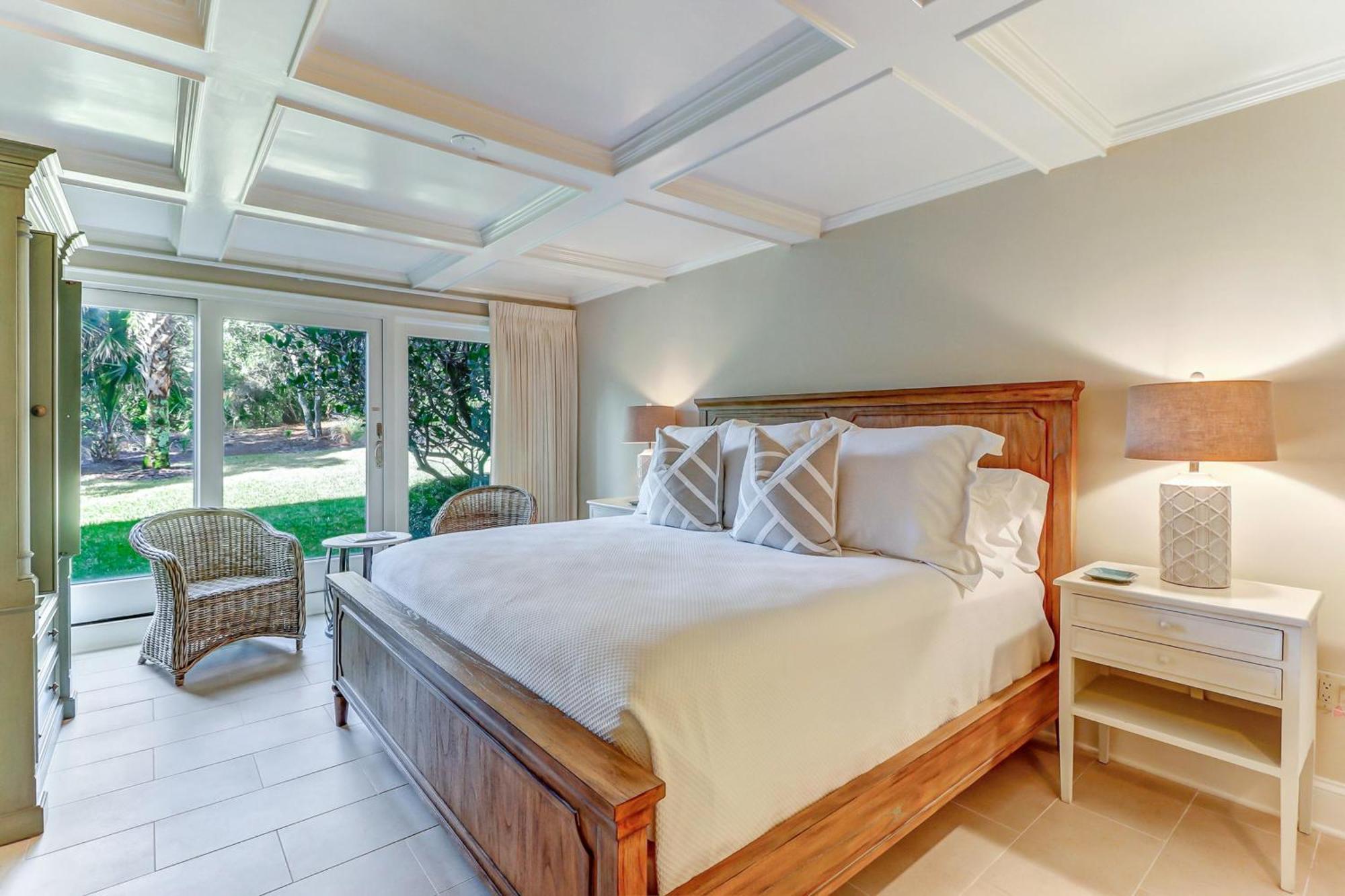 Captains Court 1004 Fernandina Beach Room photo