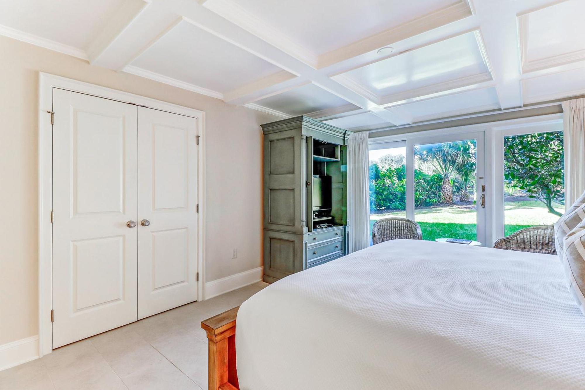 Captains Court 1004 Fernandina Beach Room photo