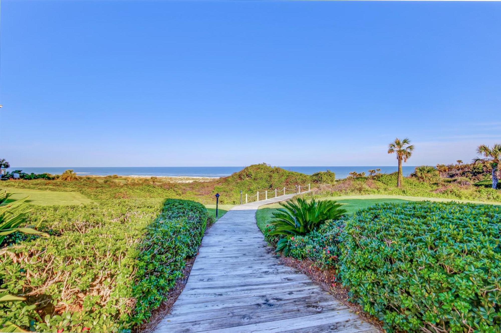 Captains Court 1004 Fernandina Beach Room photo