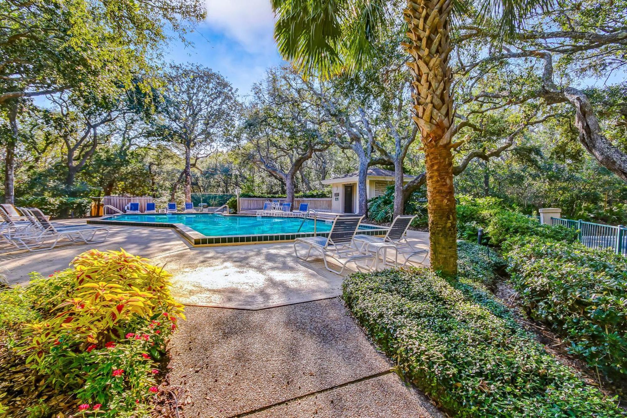 Captains Court 1004 Fernandina Beach Room photo